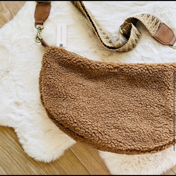 Anthropologie Solstice Cozy Sherpa Crossbody Bag - Picture 4 of 6